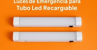 Imagen de dos tubos LED recargables encendidos, ideales como luces de emergencia para el hogar